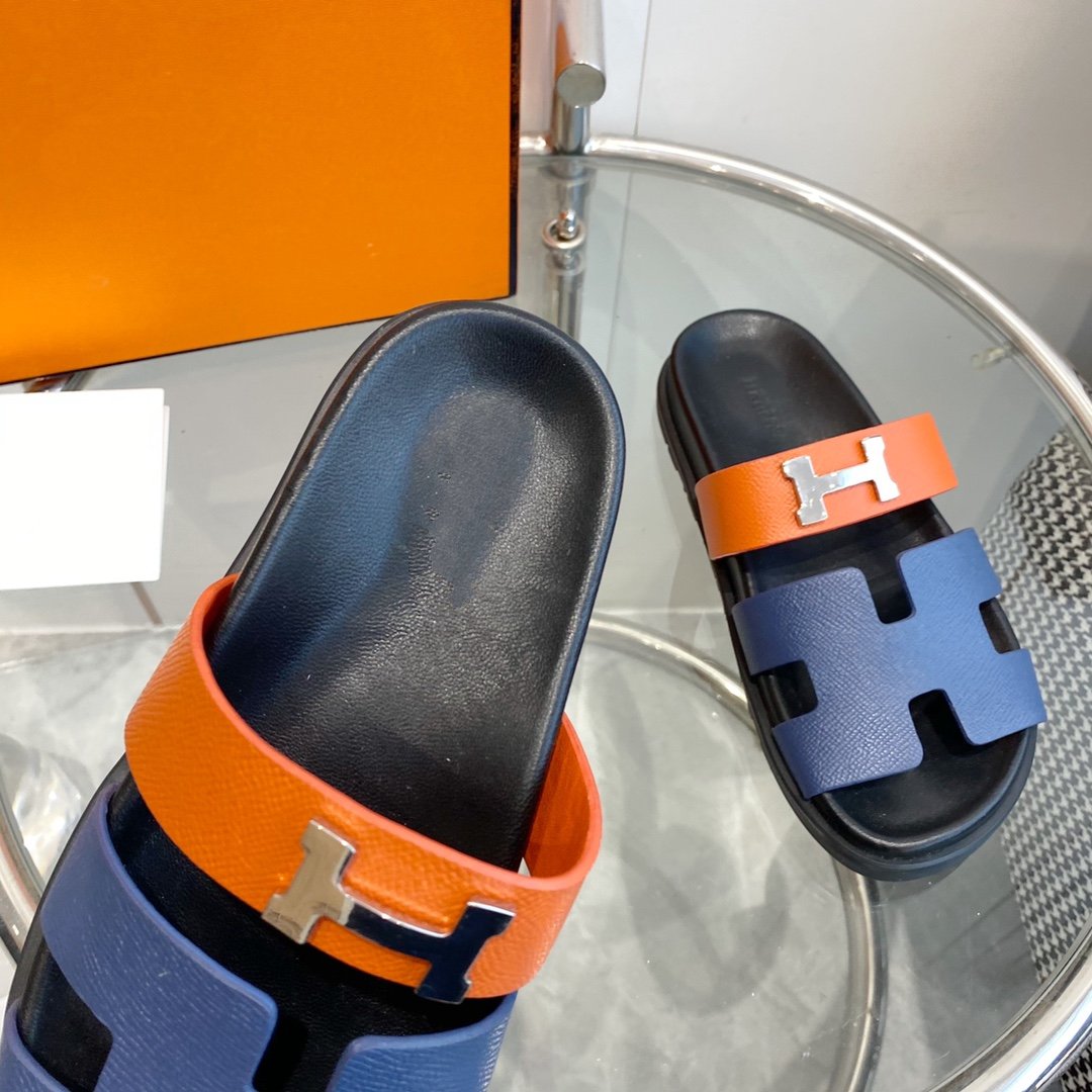 HERMES Chypre Sandal Charcoal Blue Leather