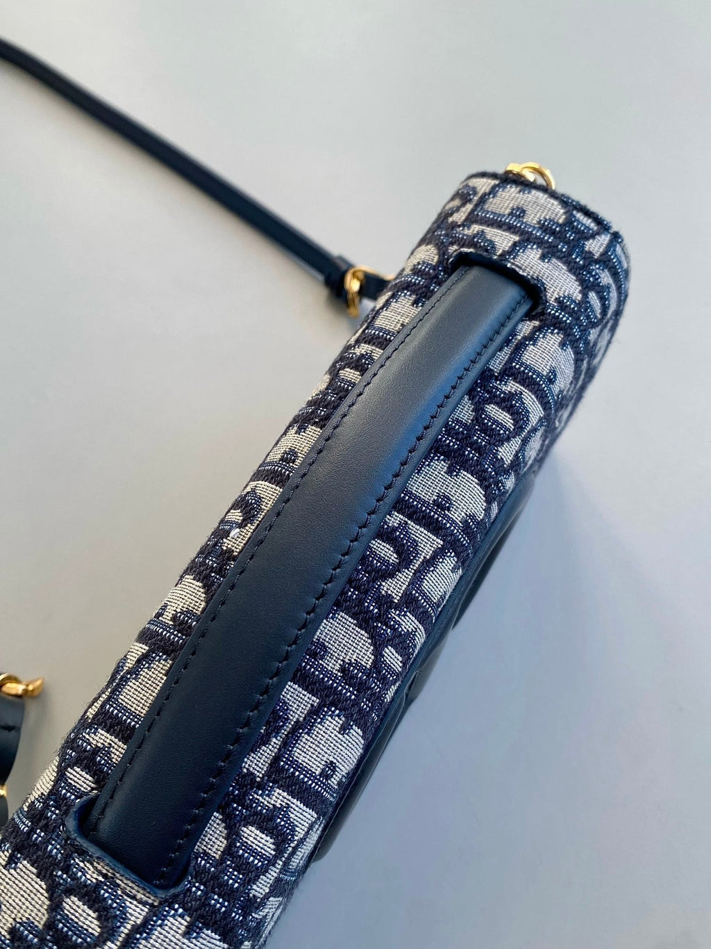 DIOR SIGNATURE CHAIN BAG 21 IN BLUE OBLIQUE JACQUARD