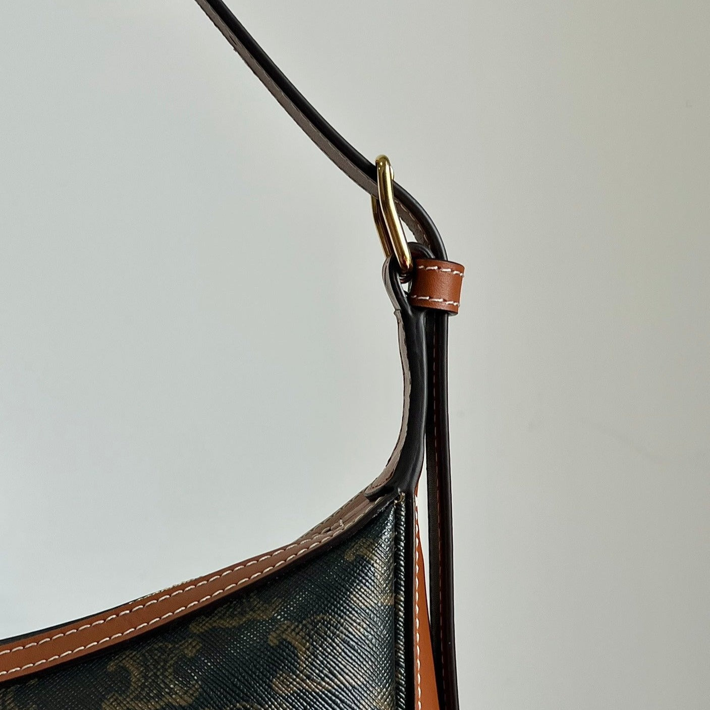 CELINE TRIOMPHE 31 BLACK PATTERN CALFSKIN