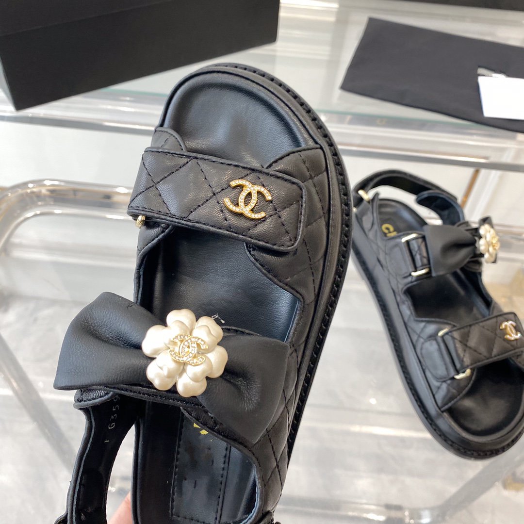 CHANEL dad sandals black lambskin