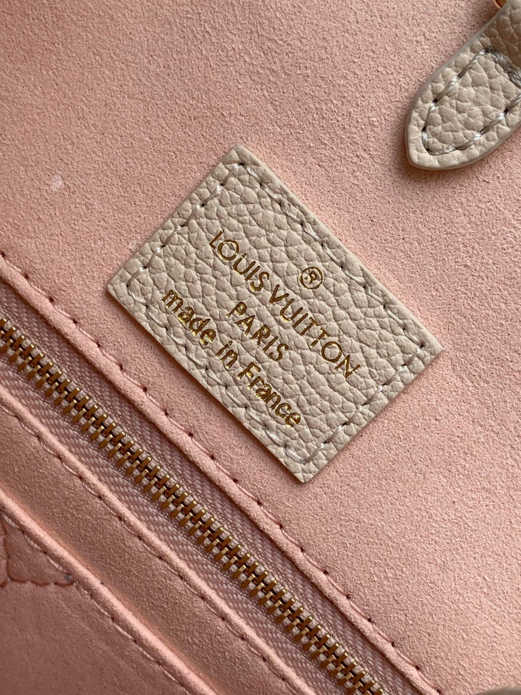 LOUIS VUITTON ONTHEGO MM 35CM CREAM PINK