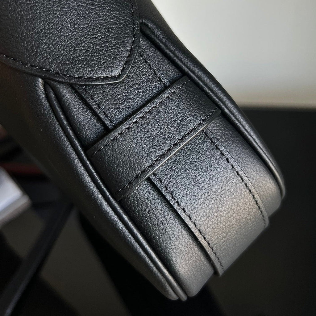 CELINE UNDERARM BAG 34 BLACK SOFT CALFSKIN