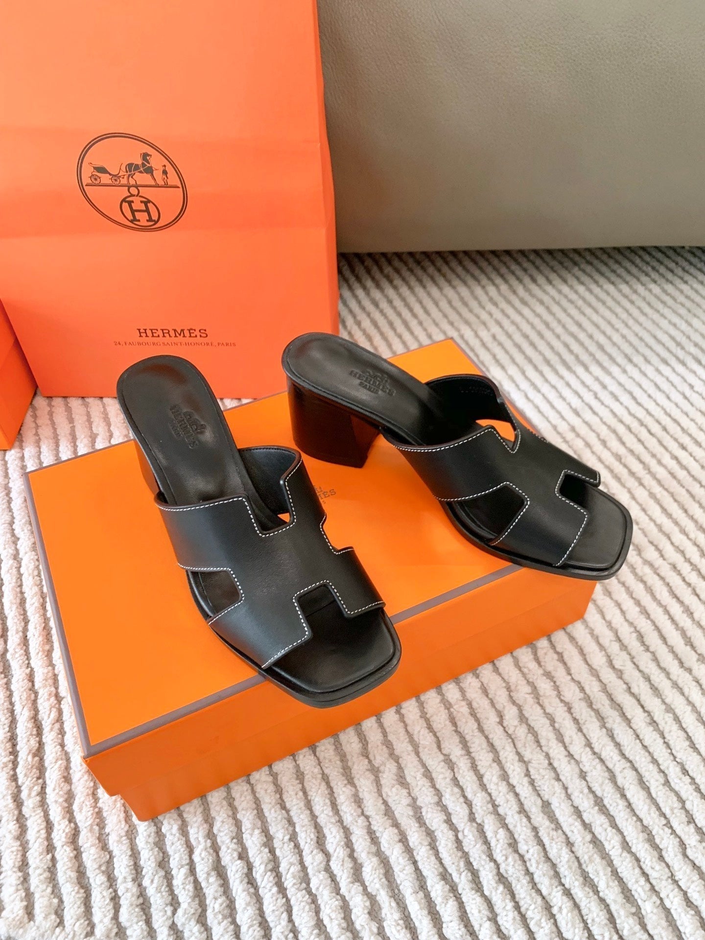 HERMES HELIA 60 SANDAL IN BLACK CALFSKIN