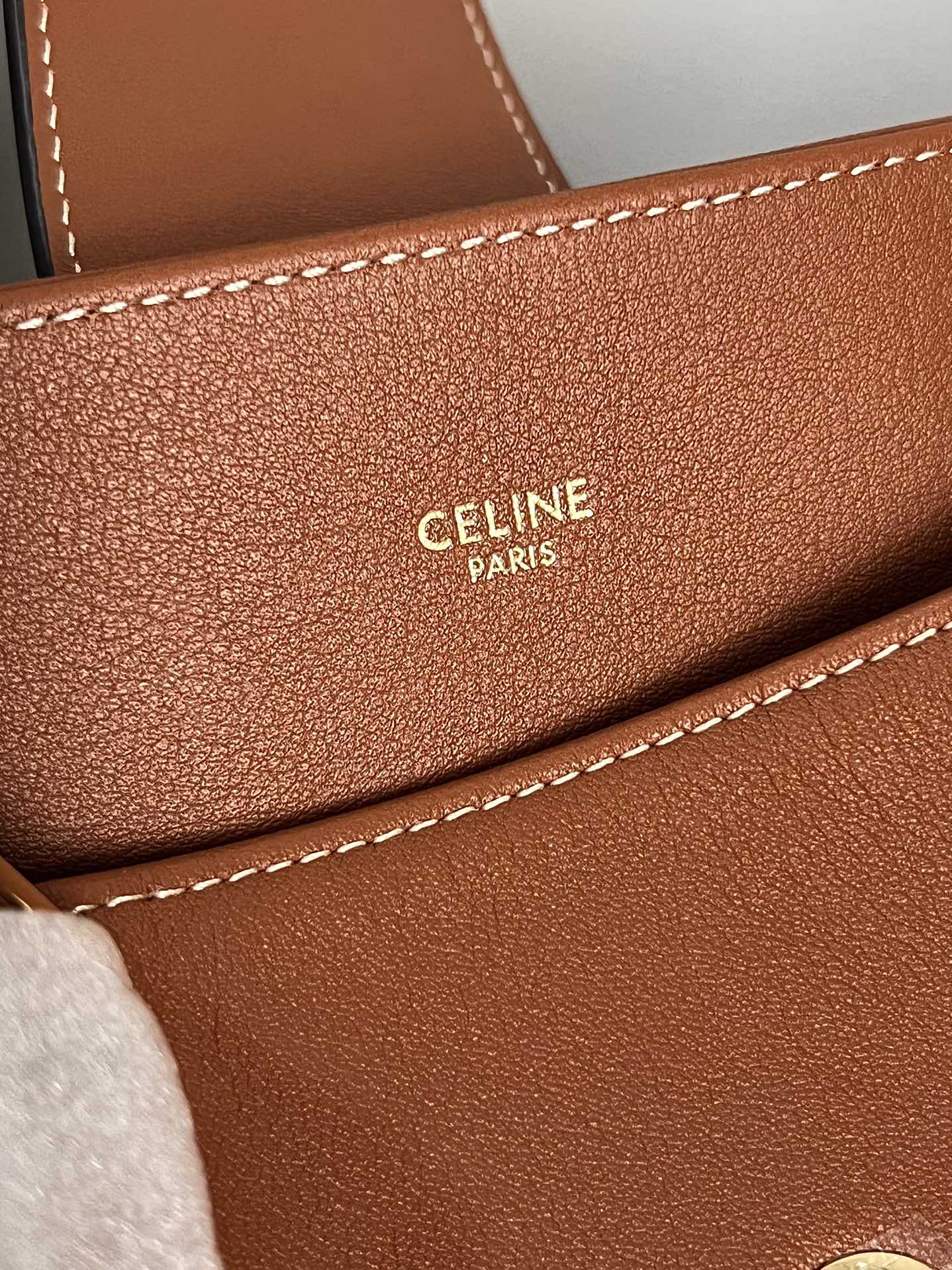 CELINE TRIOMPHE 37 SOFT TAN BROWN CALFSKIN HANDBAG