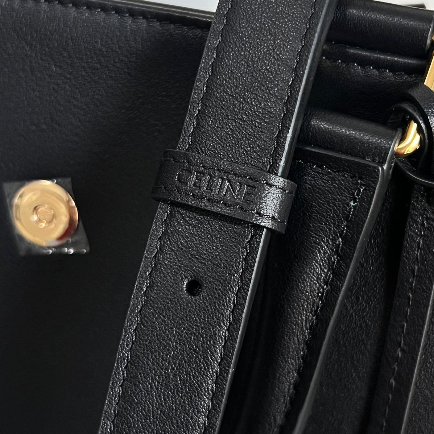 CELINE TRIOMPHE 37 BLACK SOFT CALFSKIN HANDBAG
