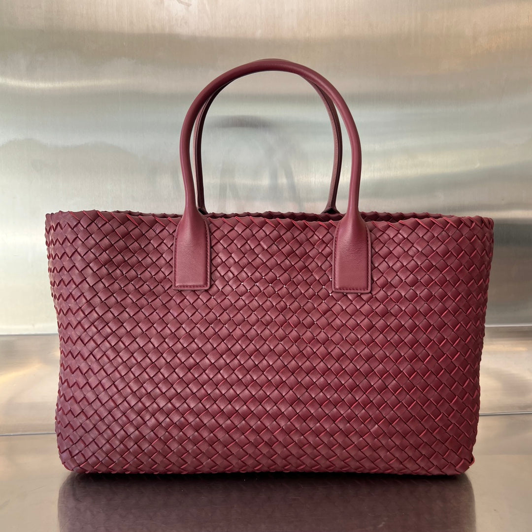 BOTTEGA VENETA LARGE CABAT 51 IN BURGUNDY RED LAMBSKIN