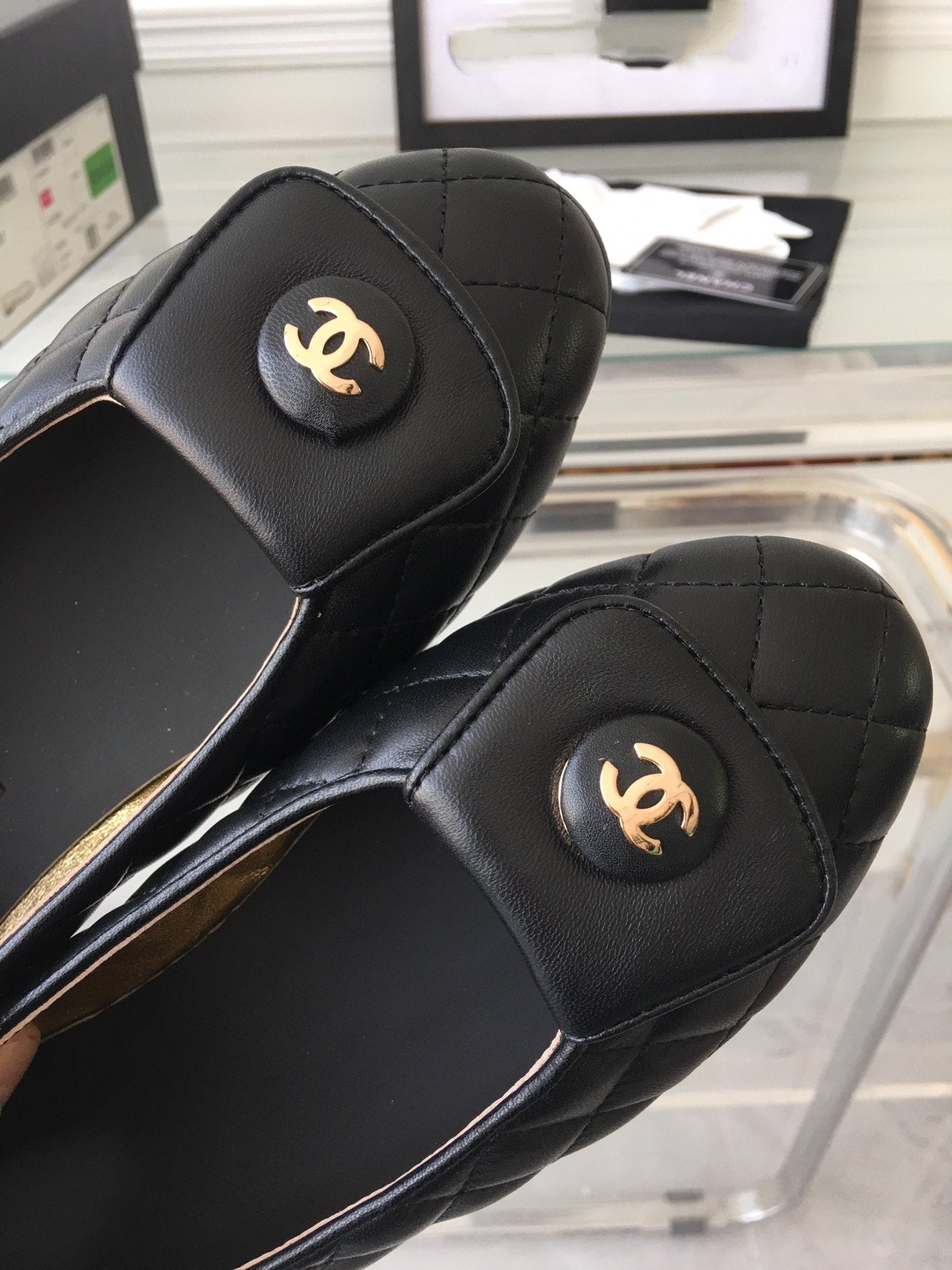 CHANEL ballet flat black quilted gold  lock