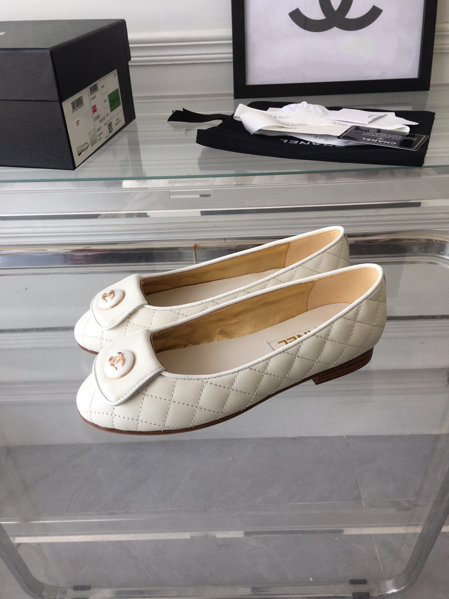 CHANEL ballet flat quilted white gold  lock
