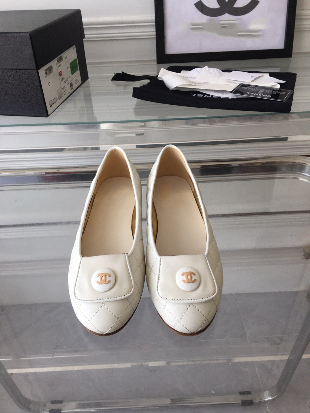 CHANEL ballet flat quilted white gold  lock