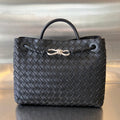 BOTTEGA VENETA MEDIUM ANDIAMO 32CM BLACK LAMBSKIN