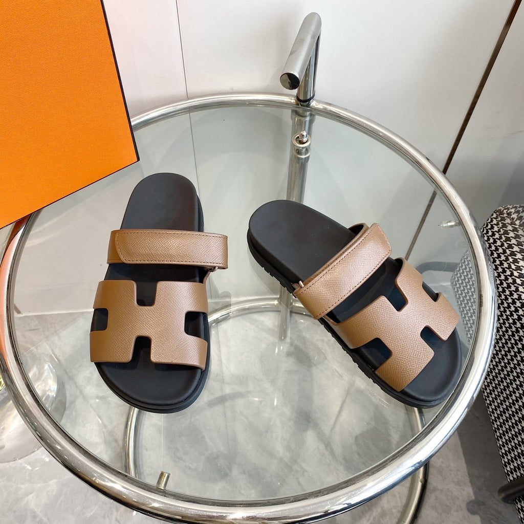 HERMES CHYPRE EPSOM Sandal brown Leather