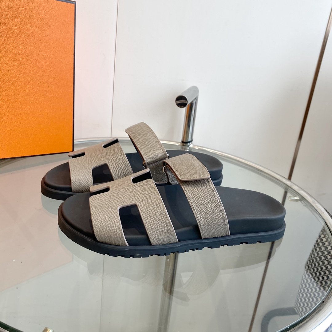 HERMES CHYPRE EPSOM Sandal gray Leather