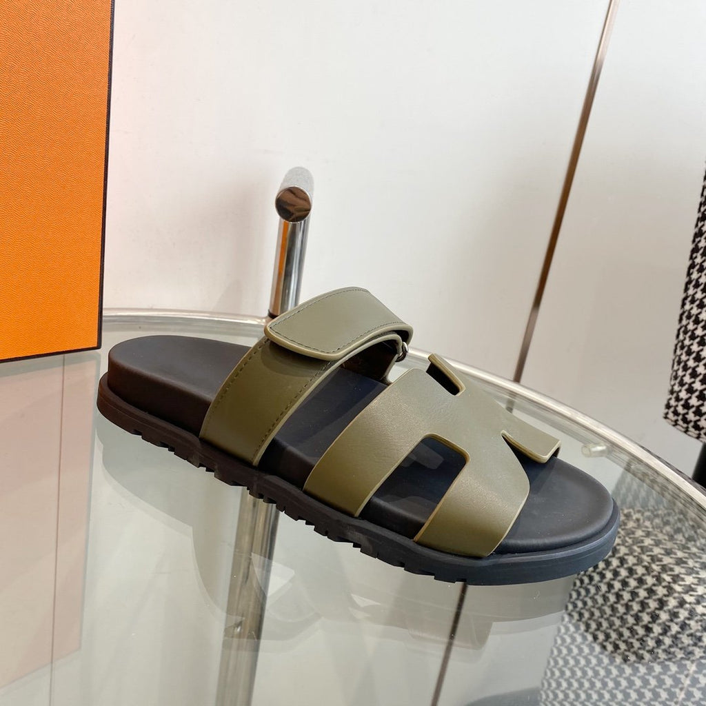 HERMES Chypre Sandal Clay Mastic Calfskin Leather