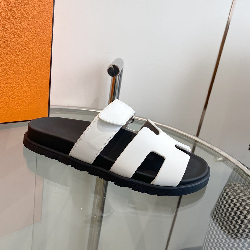 HERMES Chypre Sandal White Mastic Calfskin Leather