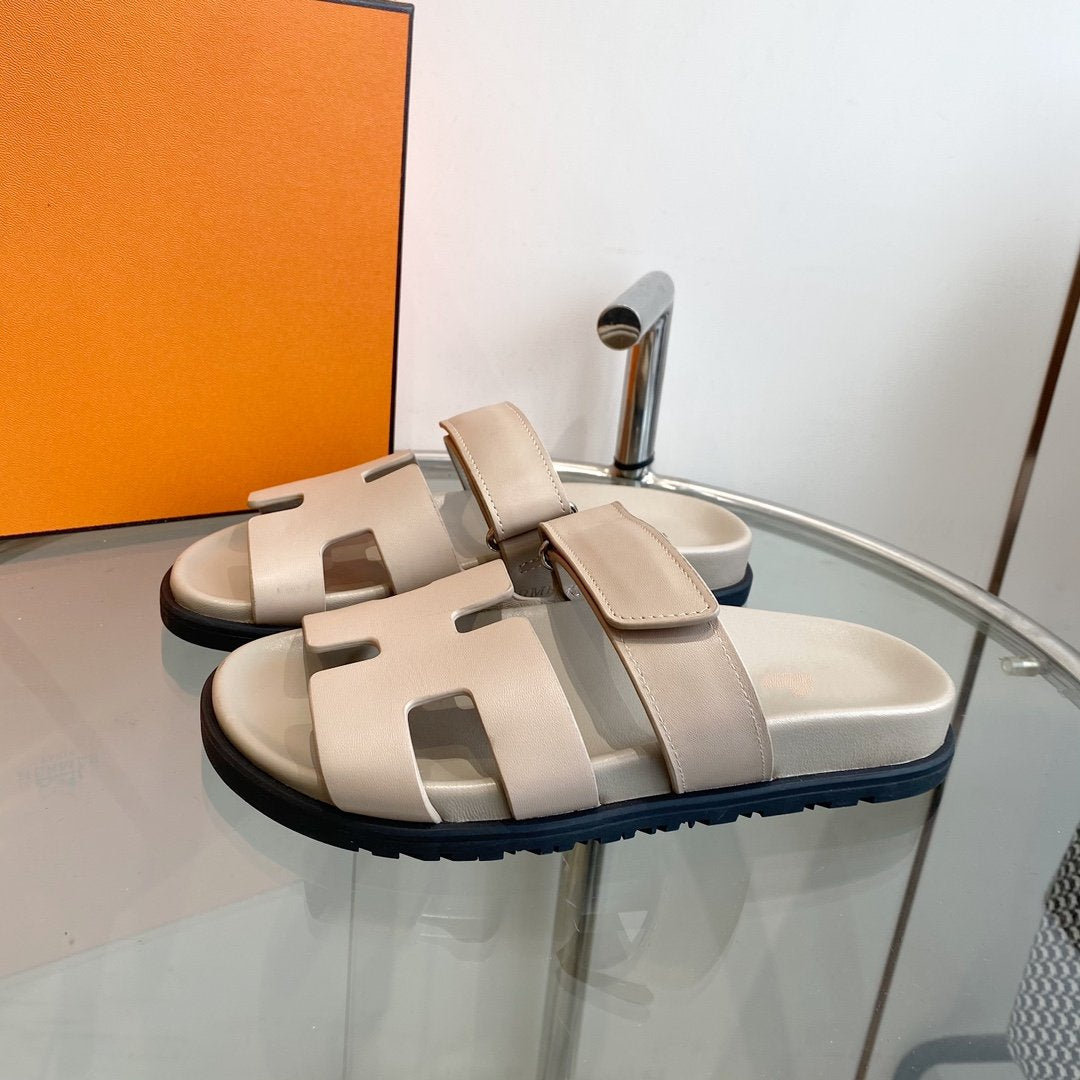 HERMES Chypre Sandal Beige Mastic Calfskin Leather