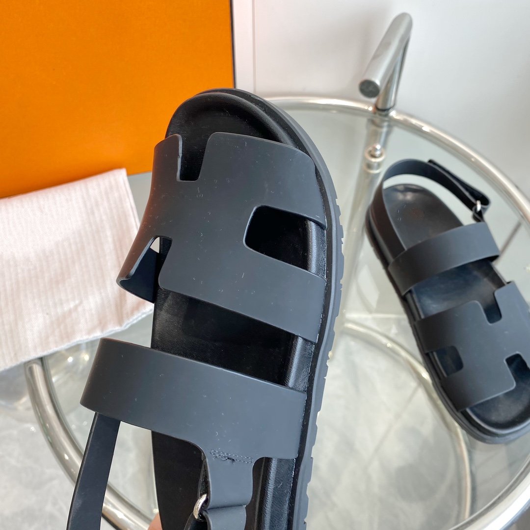 HERMES Genius Sandal Black Leather