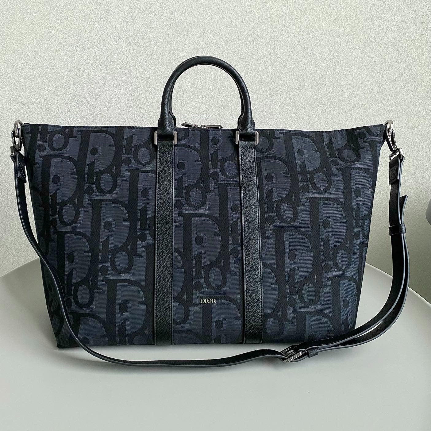 DIOR WEEKENDER 40 IN BLACK MAXI OBLIQUE JACQUARD