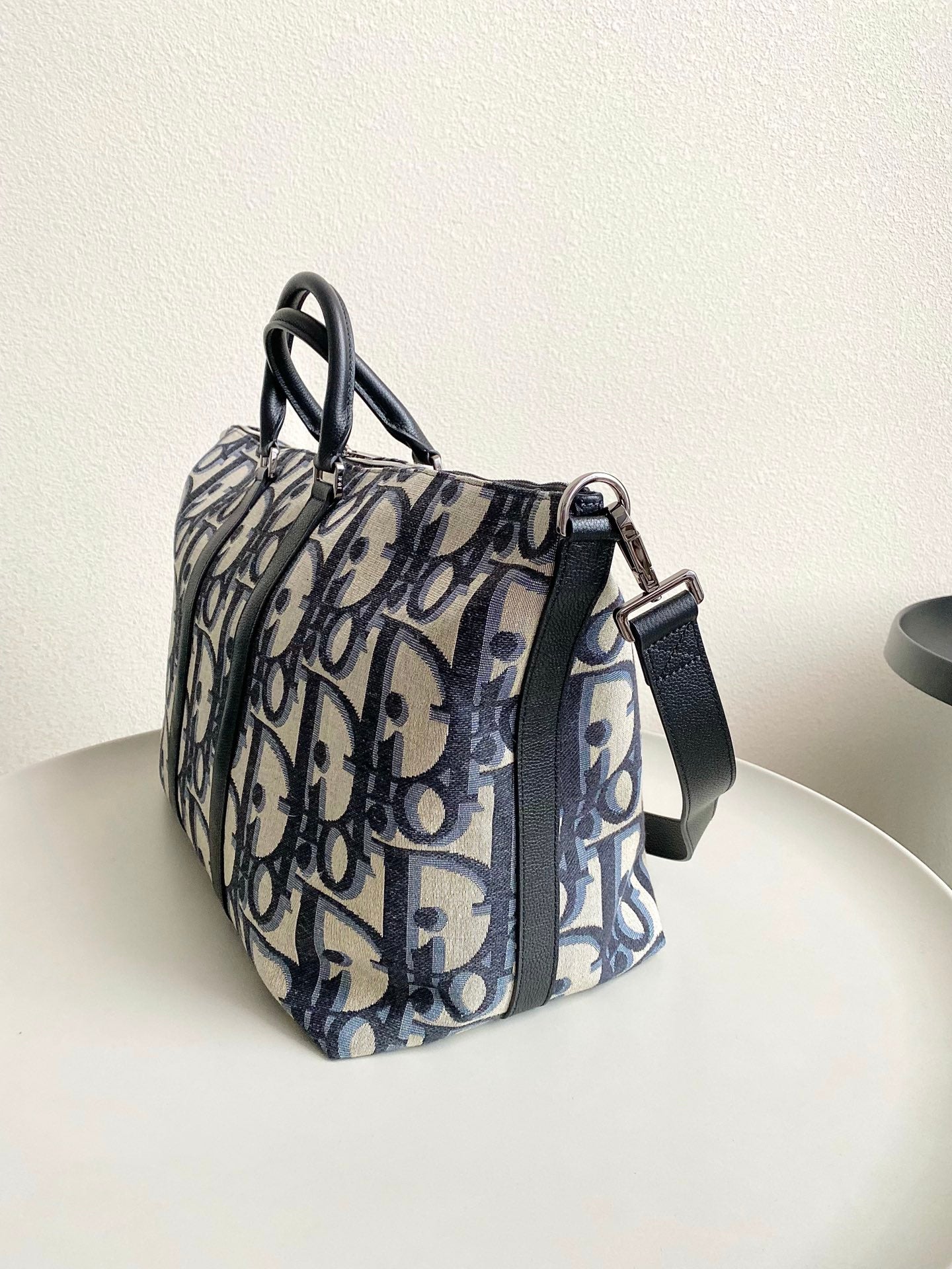 DIOR WEEKENDER 40 IN BEIGE AND BLACK MAXI OBLIQUE JACQUARD
