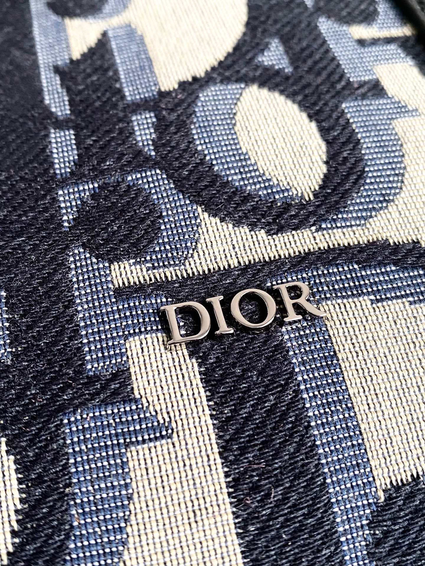 DIOR WEEKENDER 40 IN BEIGE AND BLACK MAXI OBLIQUE JACQUARD
