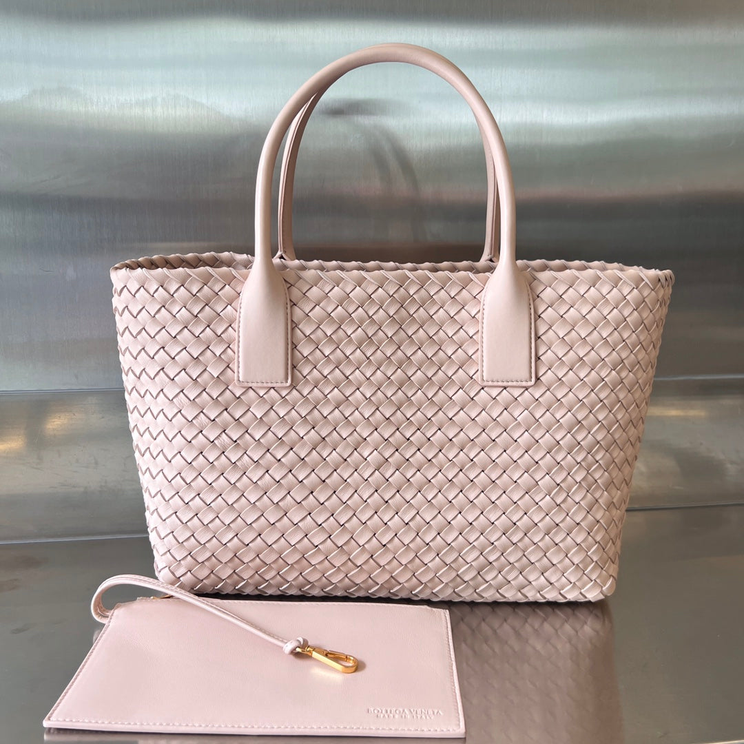 BOTTEGA VENETA SMALL CABAT 32 IN PALE PINK LAMBSKIN