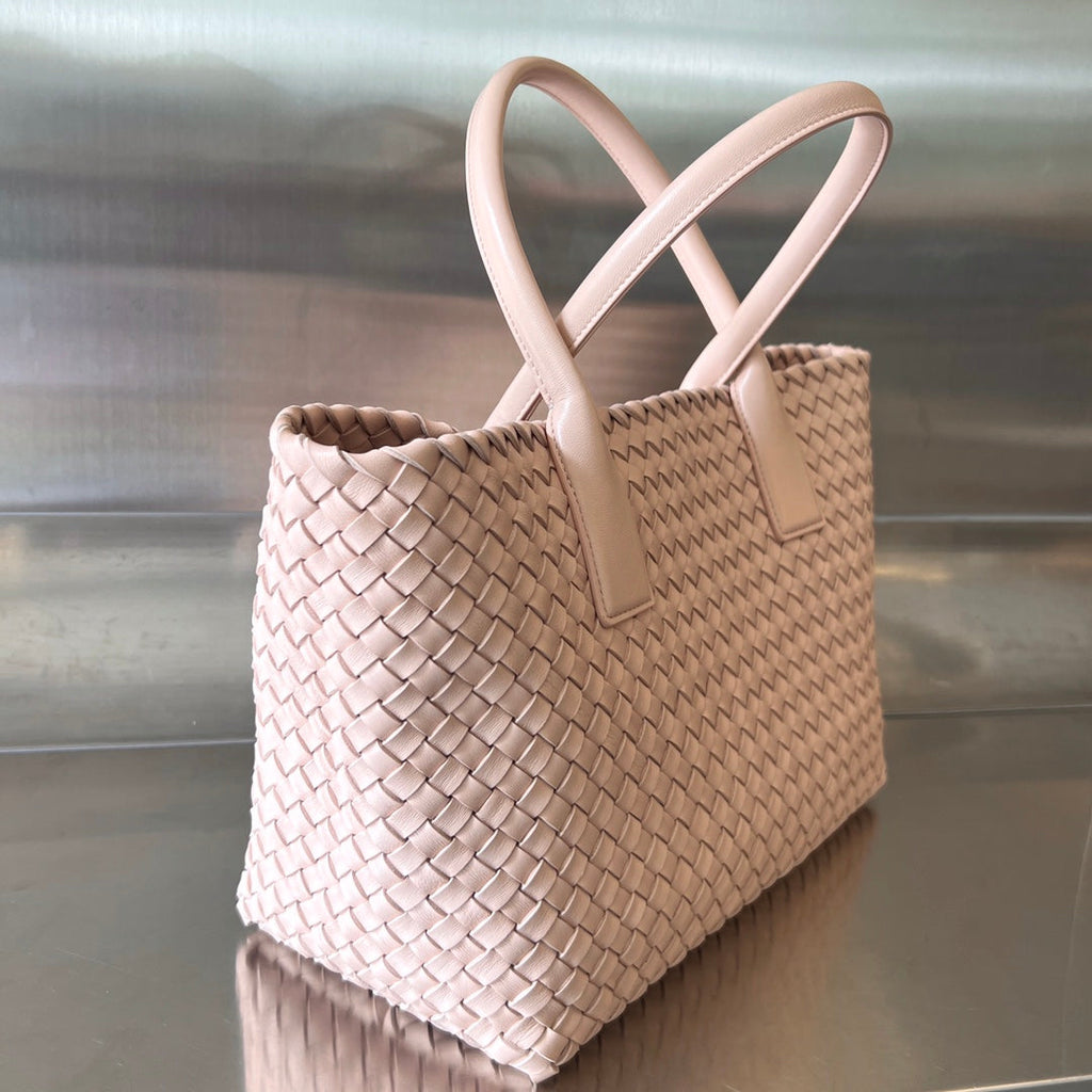 BOTTEGA VENETA SMALL CABAT 32 IN PALE PINK LAMBSKIN