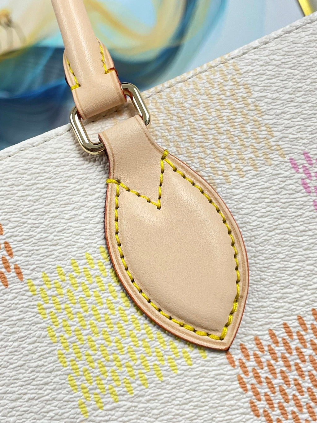 LOUIS VUITTON ONTHEGO 35 IN PEACH DAMIER GIANT CANVAS