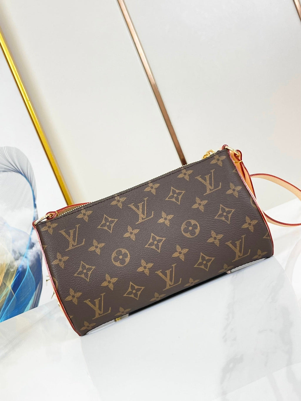 LOUIS VUITTON POCHETTE TIRETTE 22 IN BROWN MONOGRAM CANVAS GOLD BUCKLE