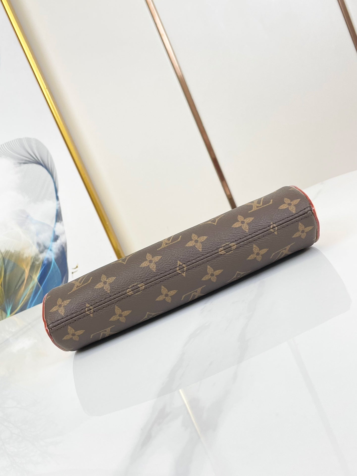 LOUIS VUITTON POCHETTE TIRETTE 22 IN BROWN MONOGRAM CANVAS GOLD BUCKLE