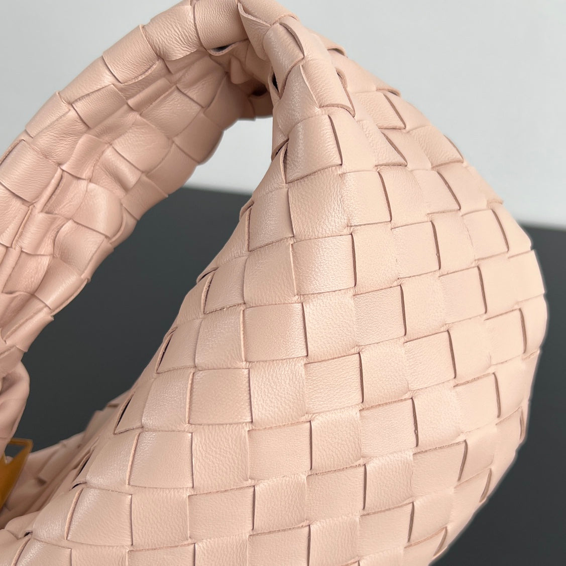 BOTTEGA VENETA MINI JODIE 28CM IN LIGHT PINK LAMBSKIN