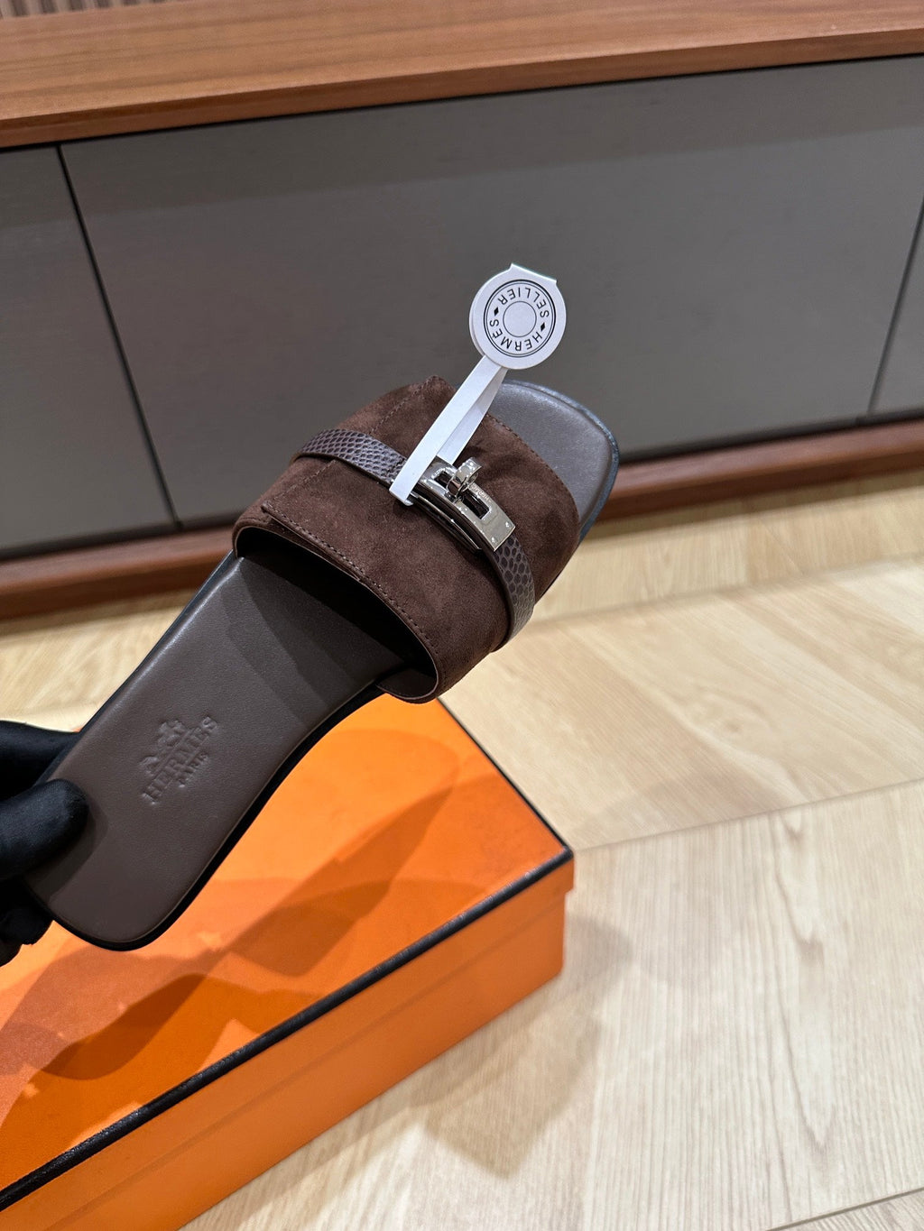 HERMES GABRIEL SANDAL CHOCOLATE SUEDE