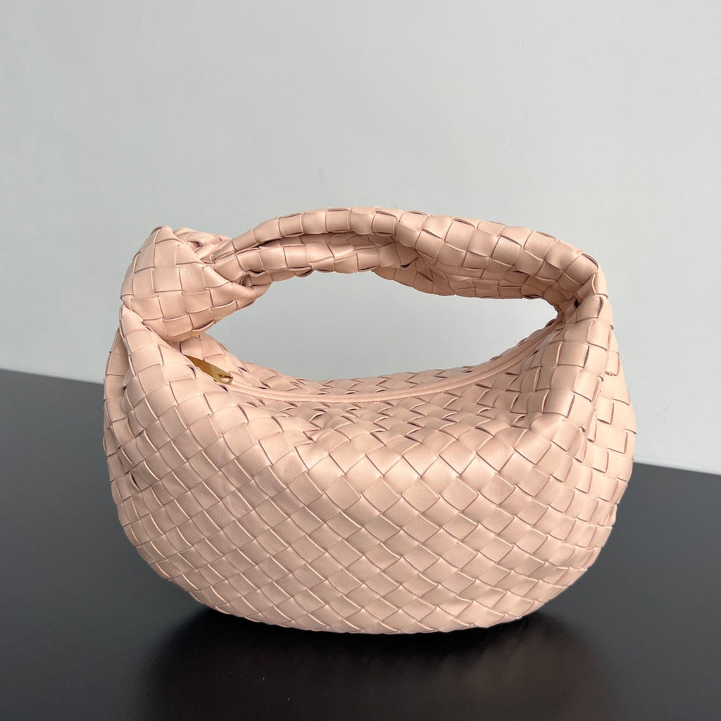 BOTTEGA VENETA MINI JODIE 36 CM IN LIGHT PINK LAMBSKIN