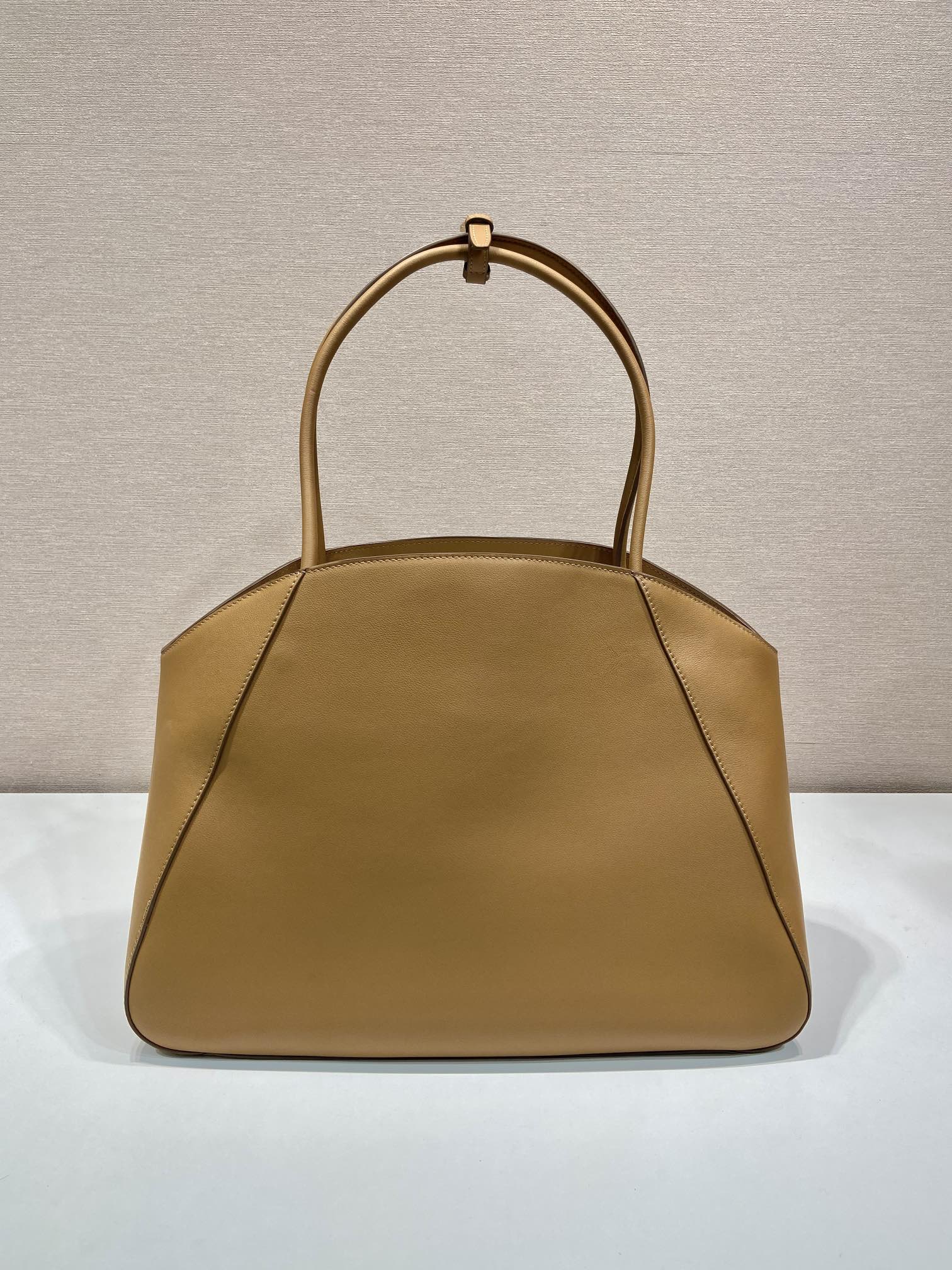 PRADA ELEGANT TOTE BAG 40 IN CIDER BROWN SMOOTH CALFSKIN
