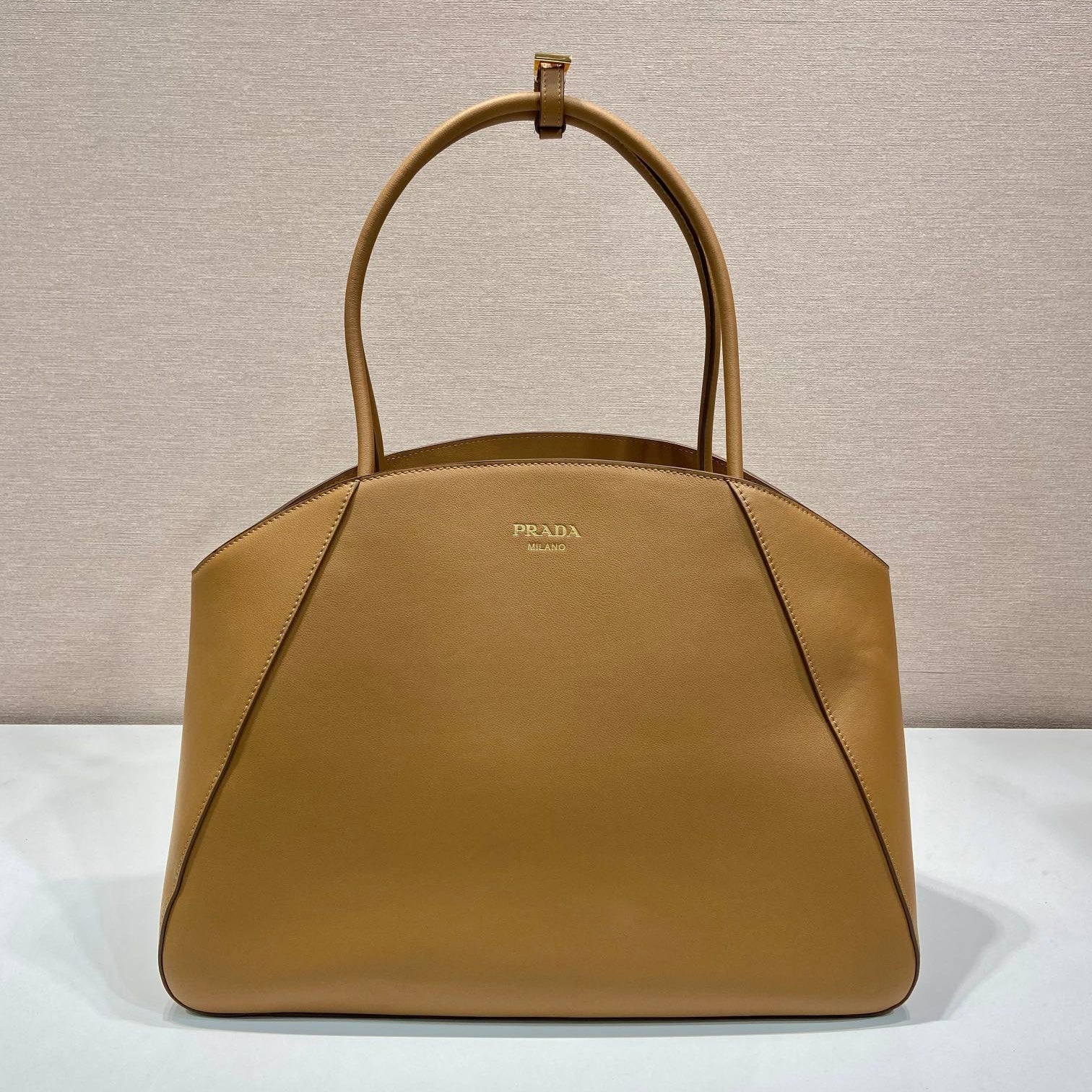 PRADA ELEGANT TOTE BAG 40 IN CIDER BROWN SMOOTH CALFSKIN