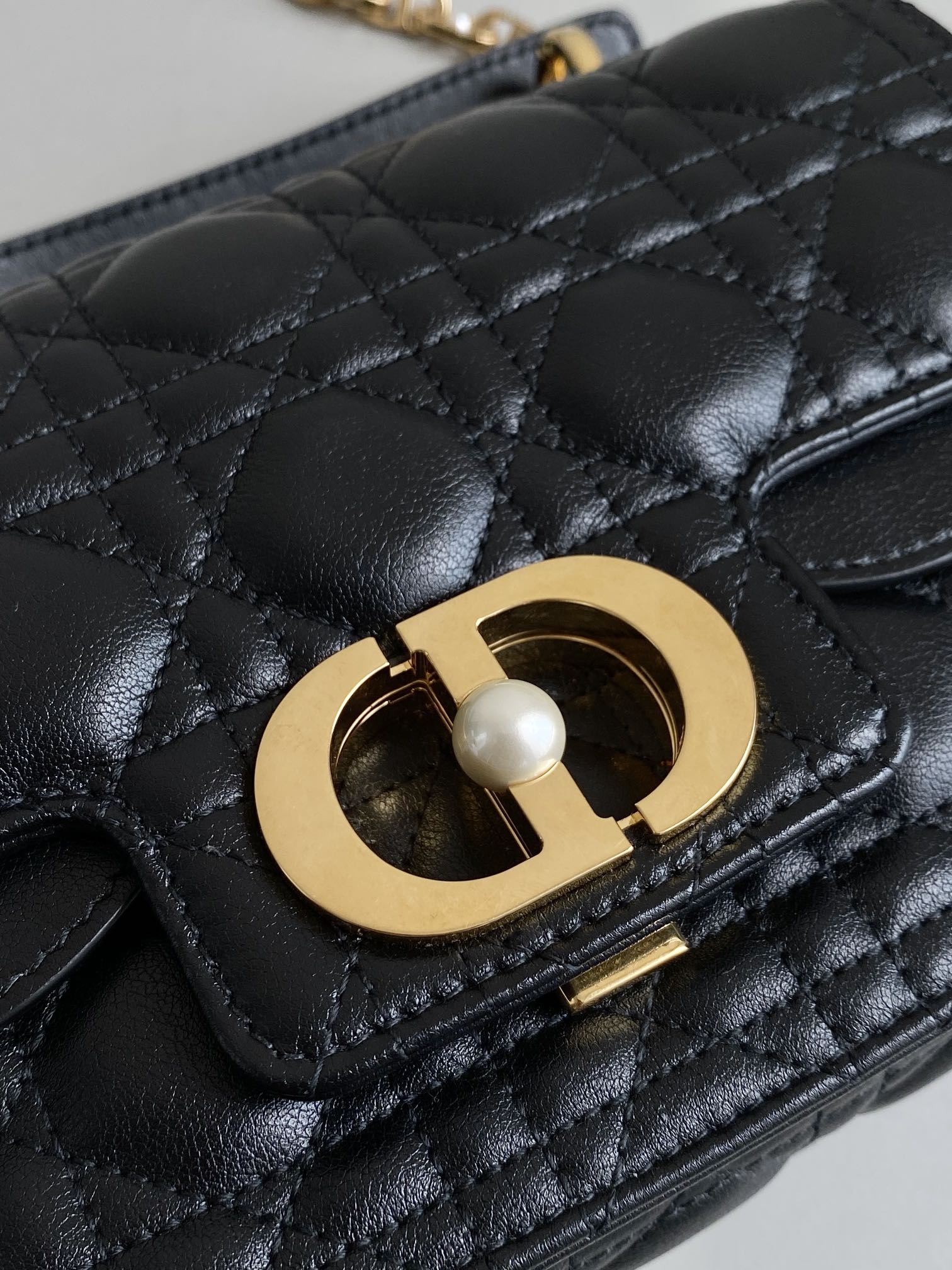 DIOR MINI JOLIE 22 BAG BLACK CALFSKIN