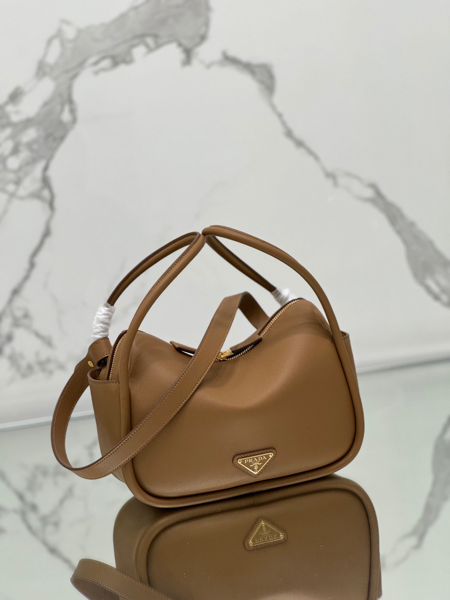 PRADA RLING HANDBAG 25 IN RUSSET BROWN SOFT GRAIN LAMBSKIN