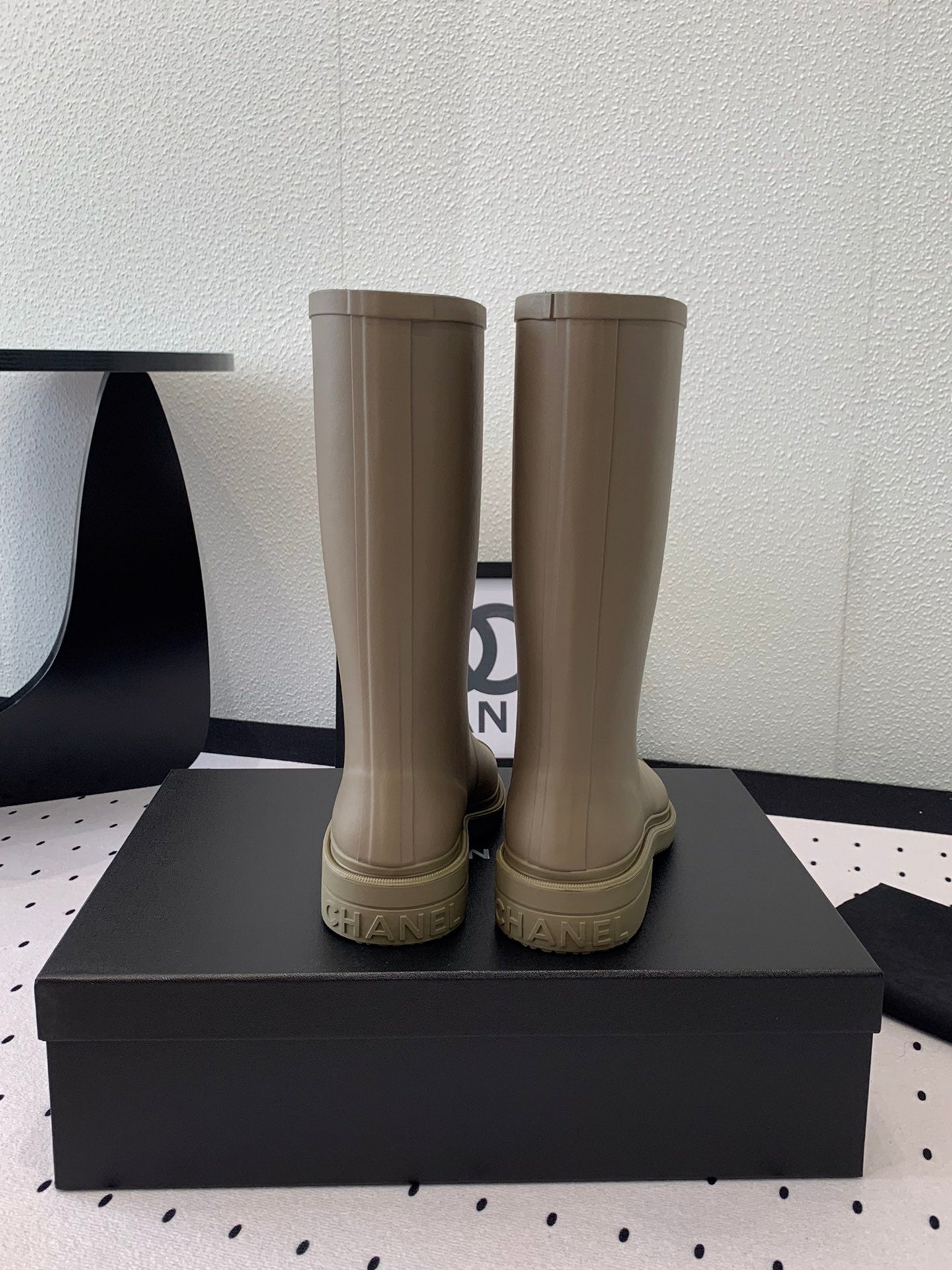 CHANEL rainboot  dark beige