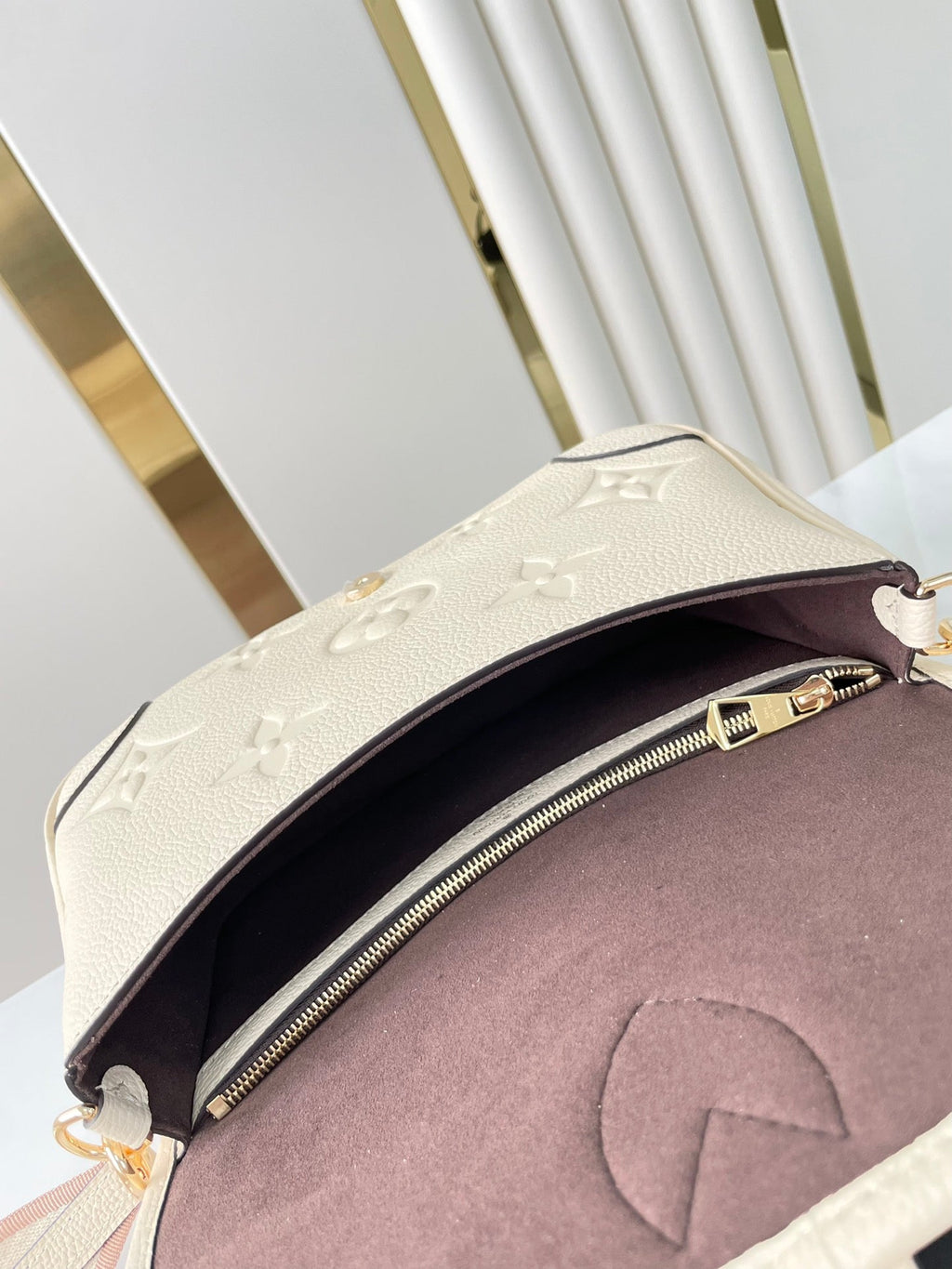 LOUIS VUITTON DIANE 23 IN CREAM MONOGRAM EMPREINTE LEATHER