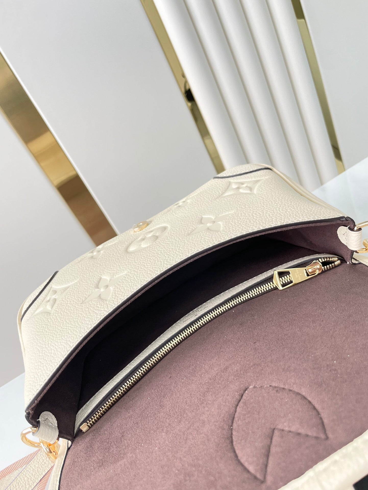 LOUIS VUITTON DIANE 23 IN CREAM MONOGRAM EMPREINTE LEATHER