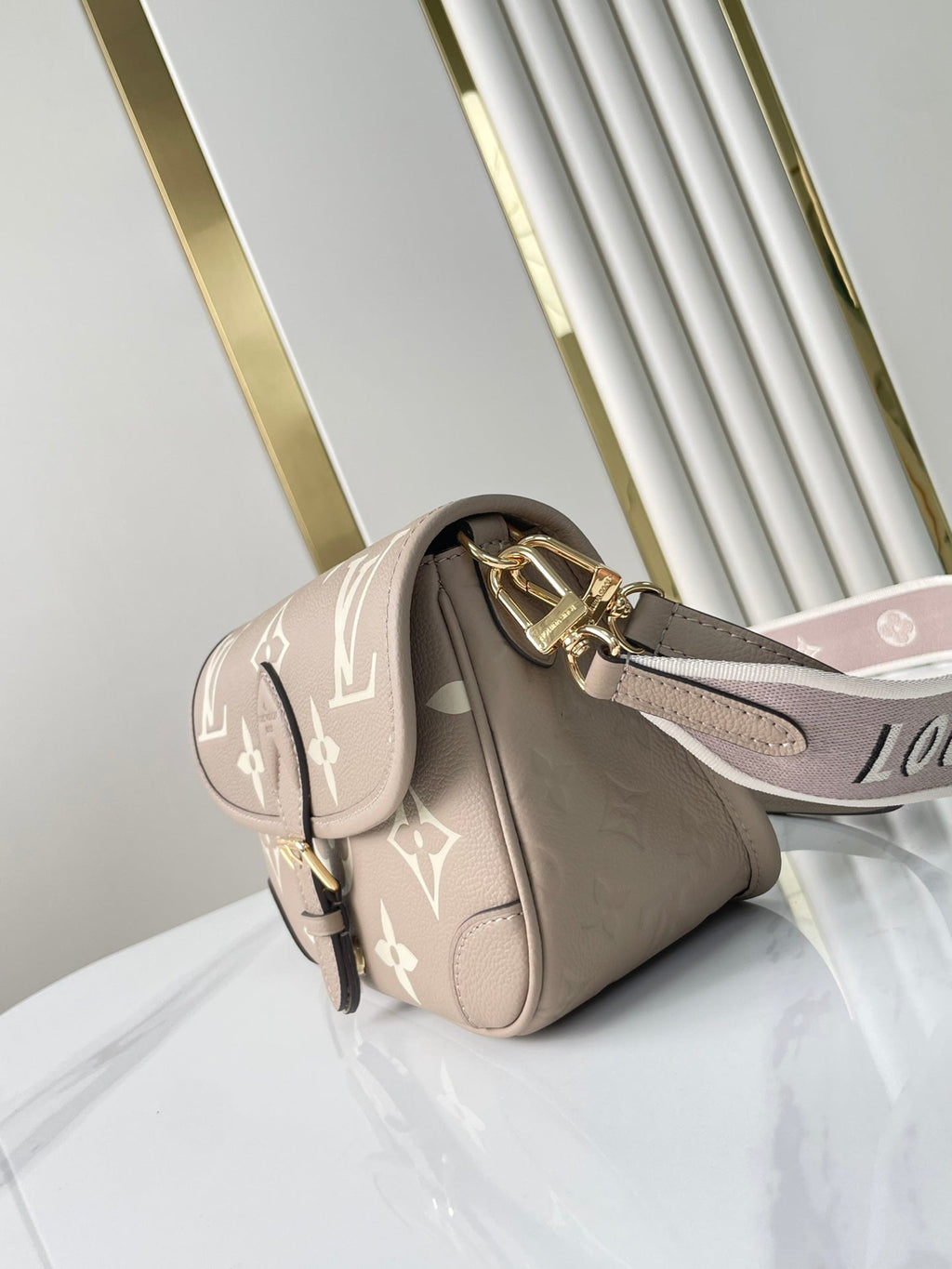 LOUIS VUITTON DIANE 23 IN TOURTERELLE WHITE MONOGRAM EMPREINTE LEATHER