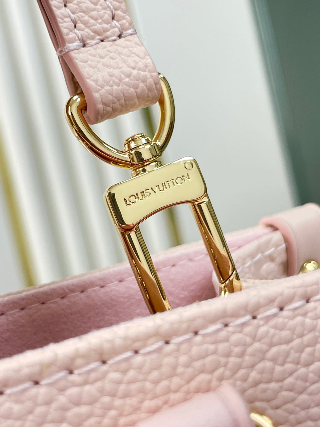 LOUIS VUITTON ONTHEGO PM 25 IN OPALE PINK MONOGRAM EMPREINTE LEATHER