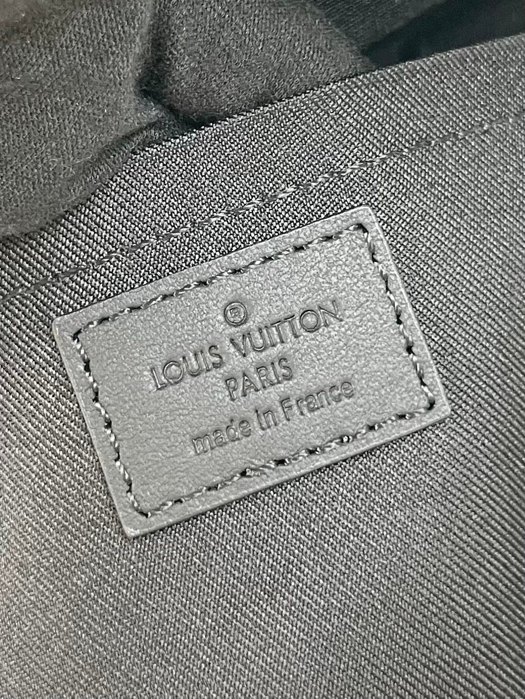 LOUIS VUITTON MONTSOURIS MESSENGER PM 20 IN BROWN MONOGRAM CANVAS