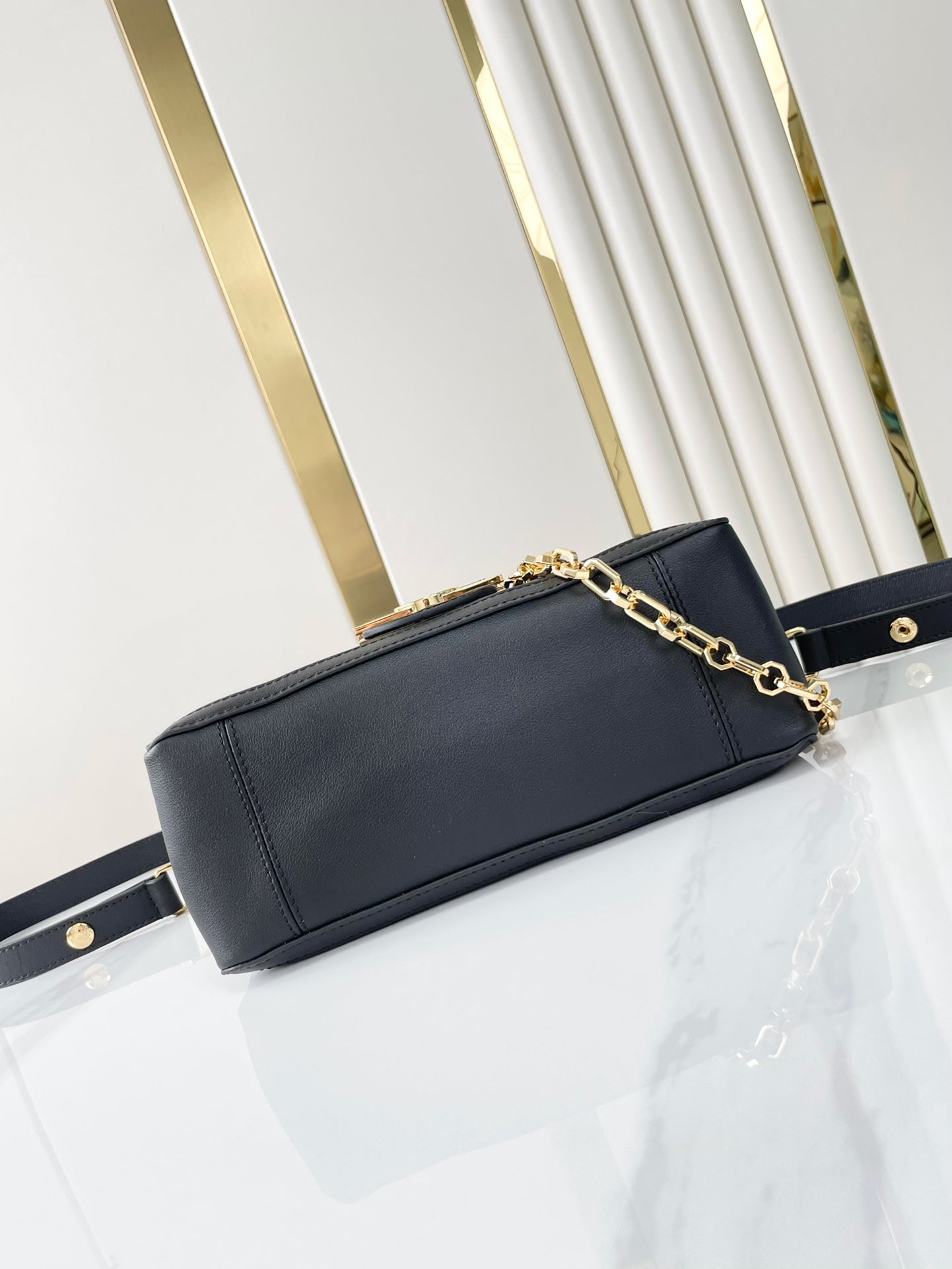 LOUIS VUITTON DAUPHINE SOFT MM 24 IN BLACK SMOOTH LAMBSKIN GOLD HARDWARE