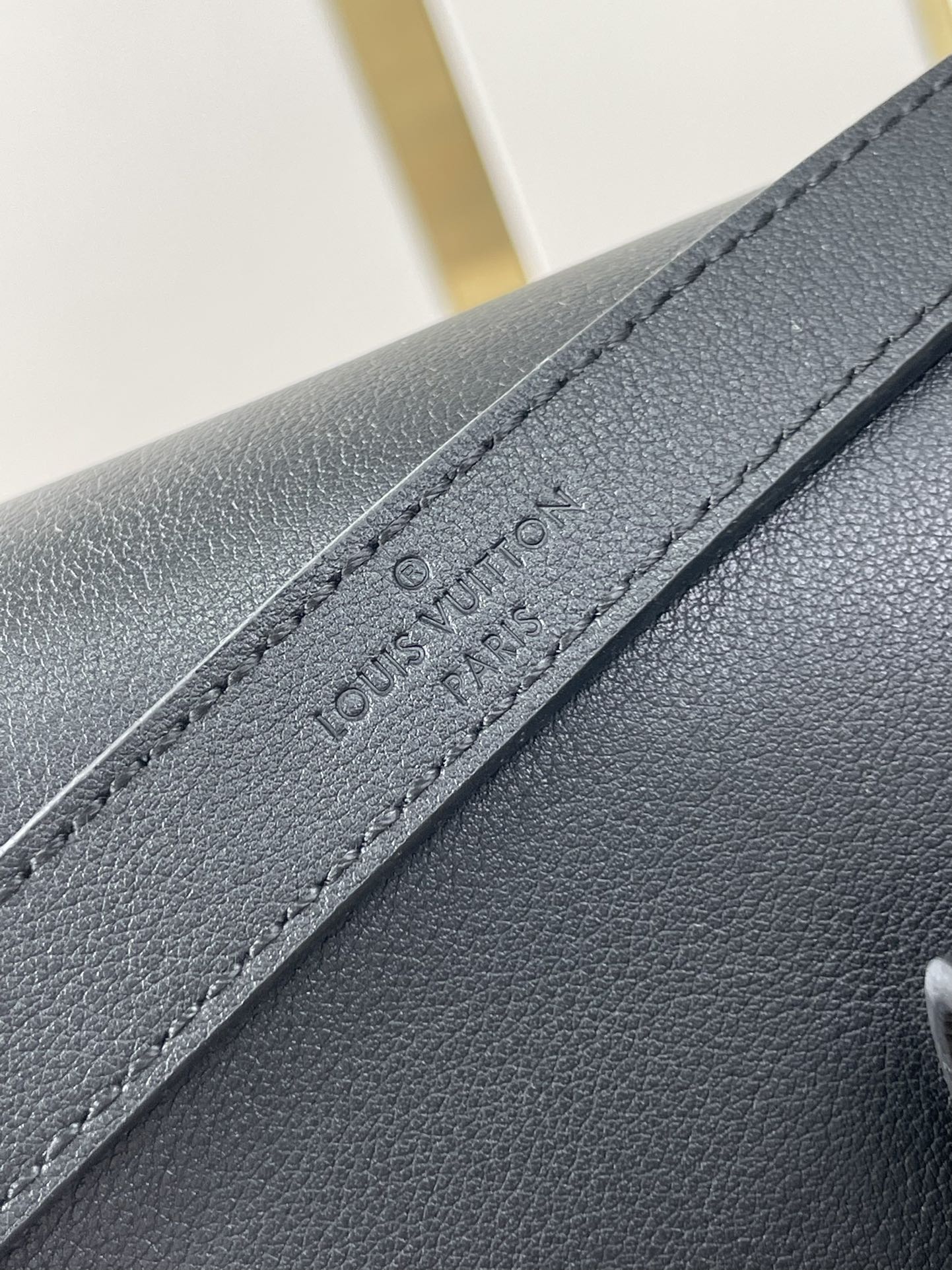 LOUIS VUITTON DAUPHINE SOFT MM 24 IN BLACK SMOOTH LAMBSKIN GOLD HARDWARE