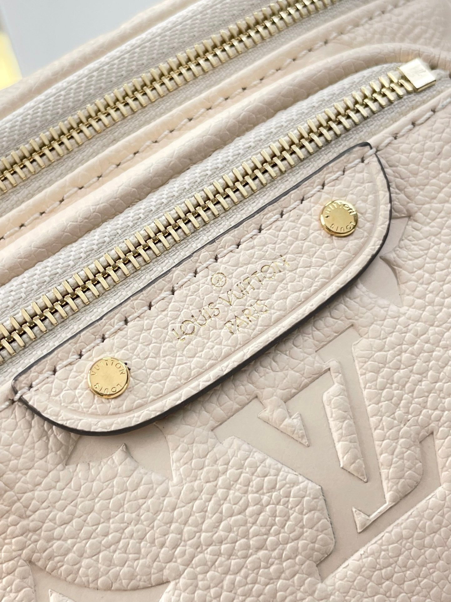 LOUIS VUITTON MINI BUMBAG 17 IN CREAM MONOGRAM EMPREINTE LEATHER GOLD HARDWARE