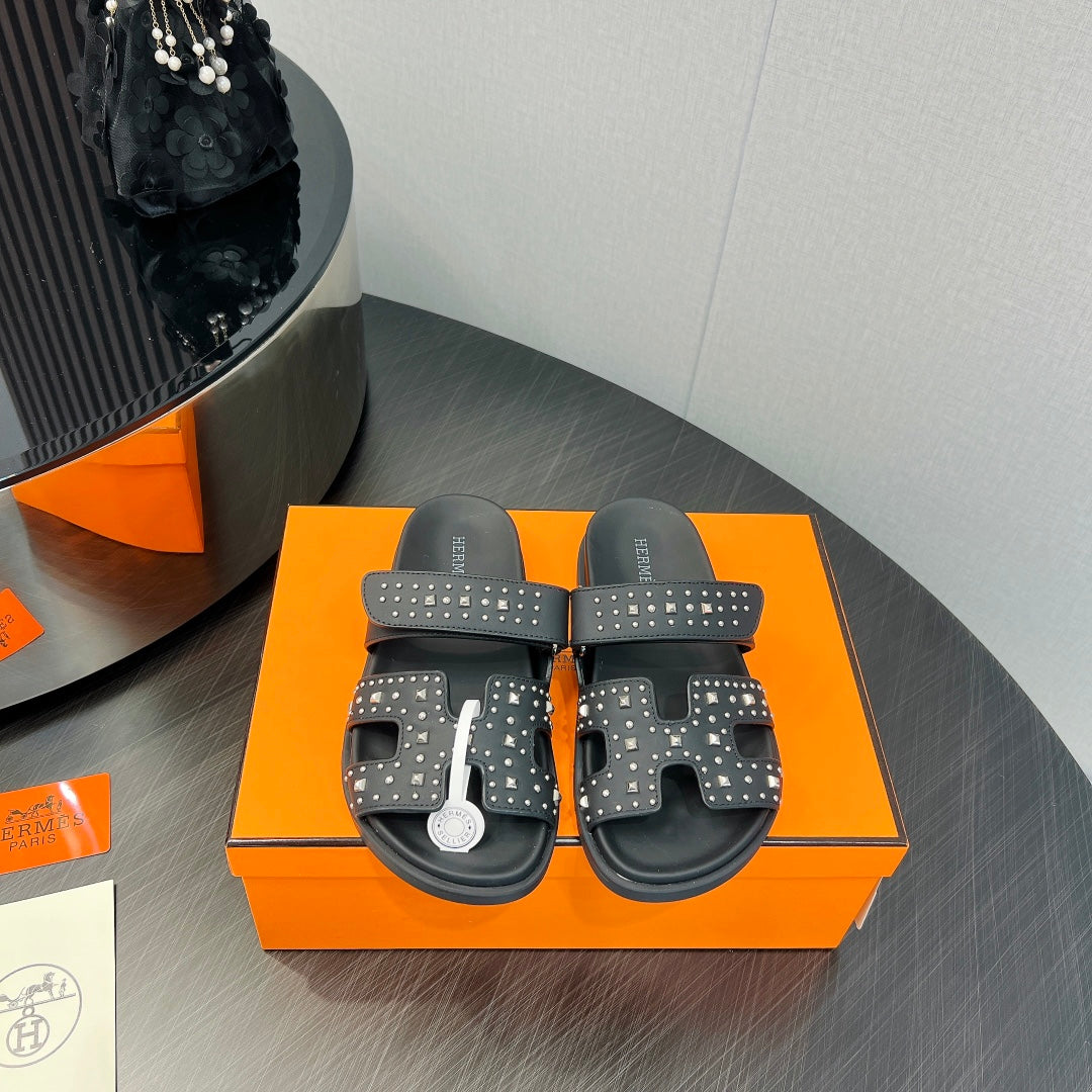 HERMES CHYPRE SANDAL BLACK CALFSKIN SPECIAL