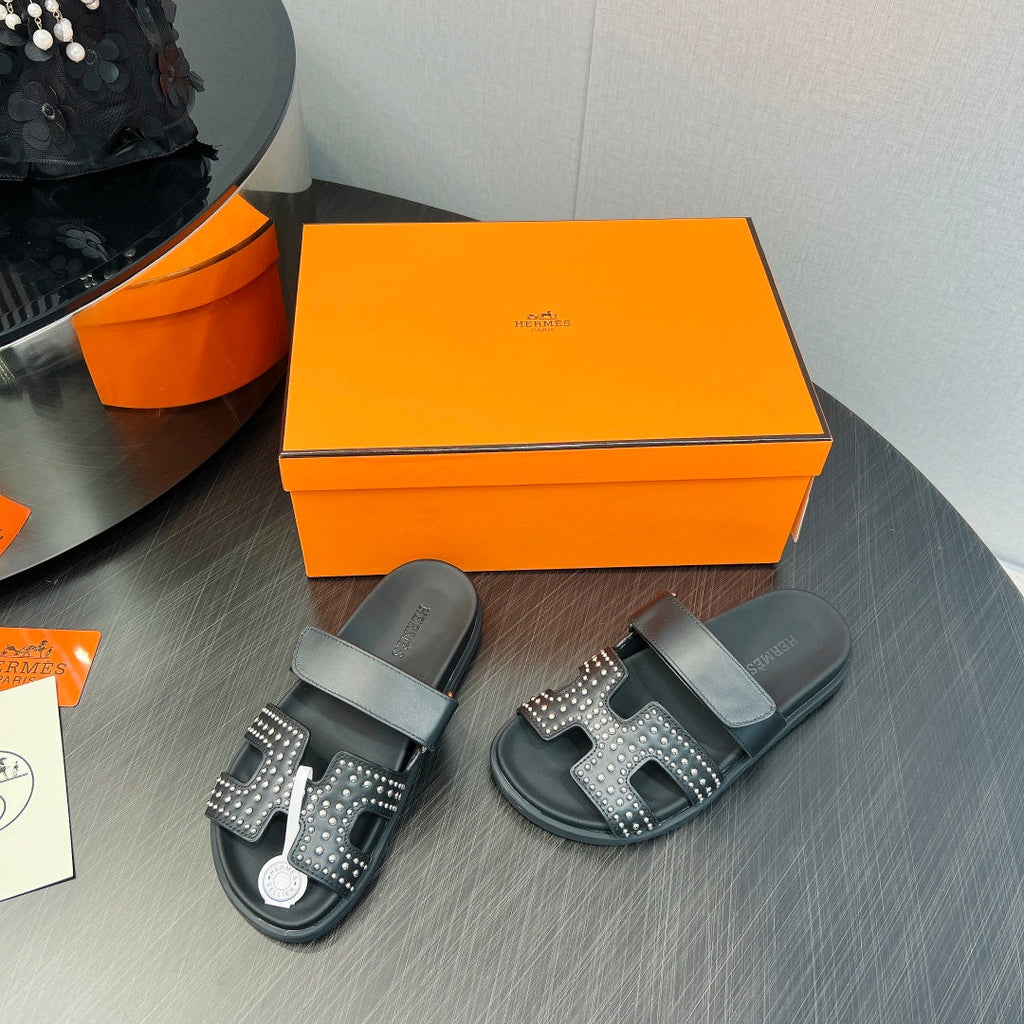 HERMES CHYPRE SANDAL BLACK CALFSKIN STYLIZED