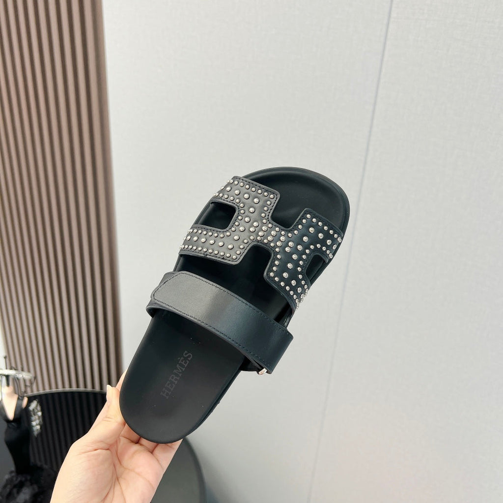 HERMES CHYPRE SANDAL BLACK CALFSKIN STYLIZED