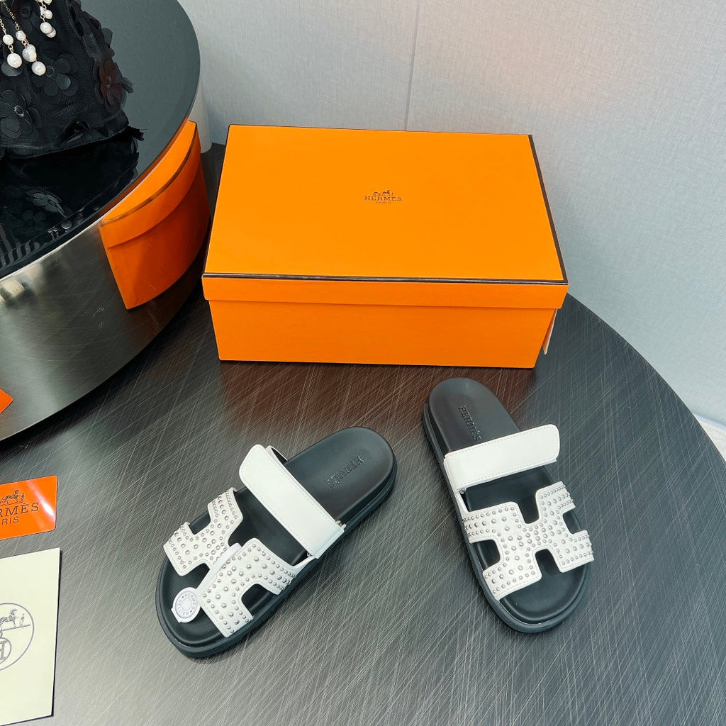 HERMES CHYPRE SANDAL WHITE MIX BLACK CALFSKIN STYLIZED