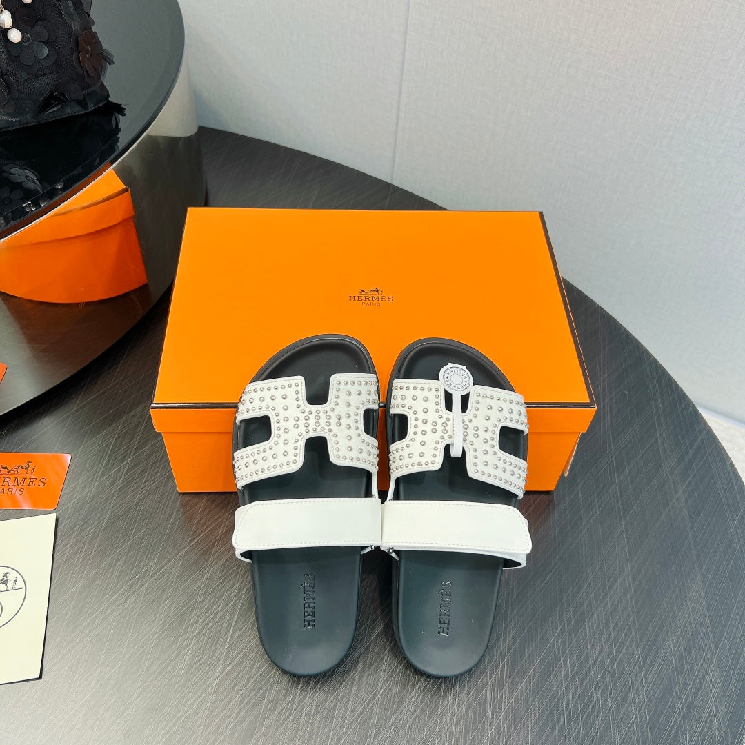HERMES CHYPRE SANDAL WHITE MIX BLACK CALFSKIN STYLIZED