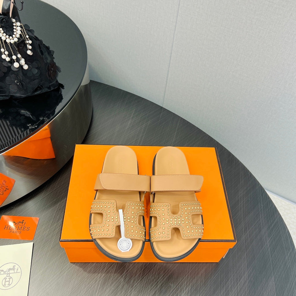 HERMES CHYPRE SANDAL LIGHT ORANGE CALFSKIN STYLIZED